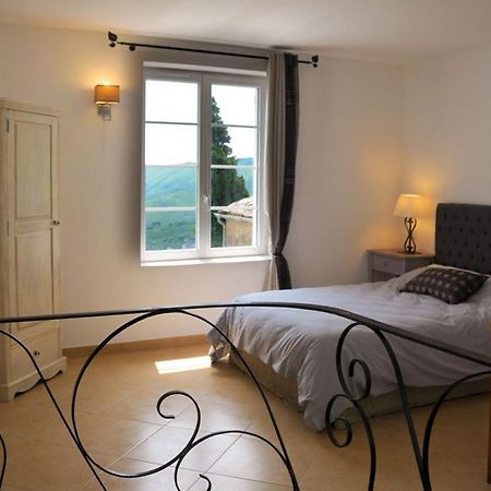 Casale Lucrezia Bed and Breakfast Cagnano Exteriör bild