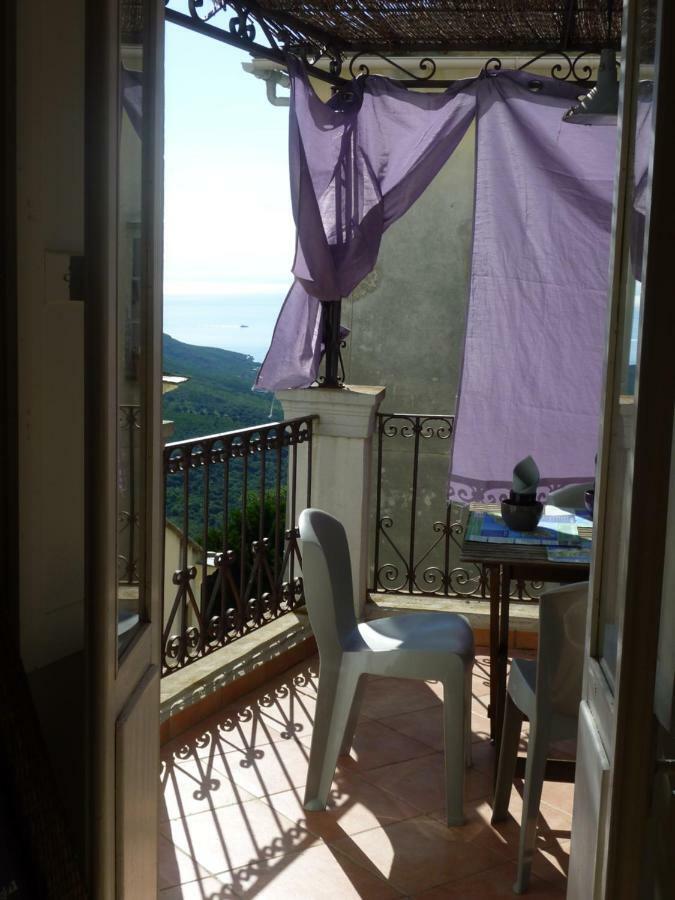 Casale Lucrezia Bed and Breakfast Cagnano Exteriör bild