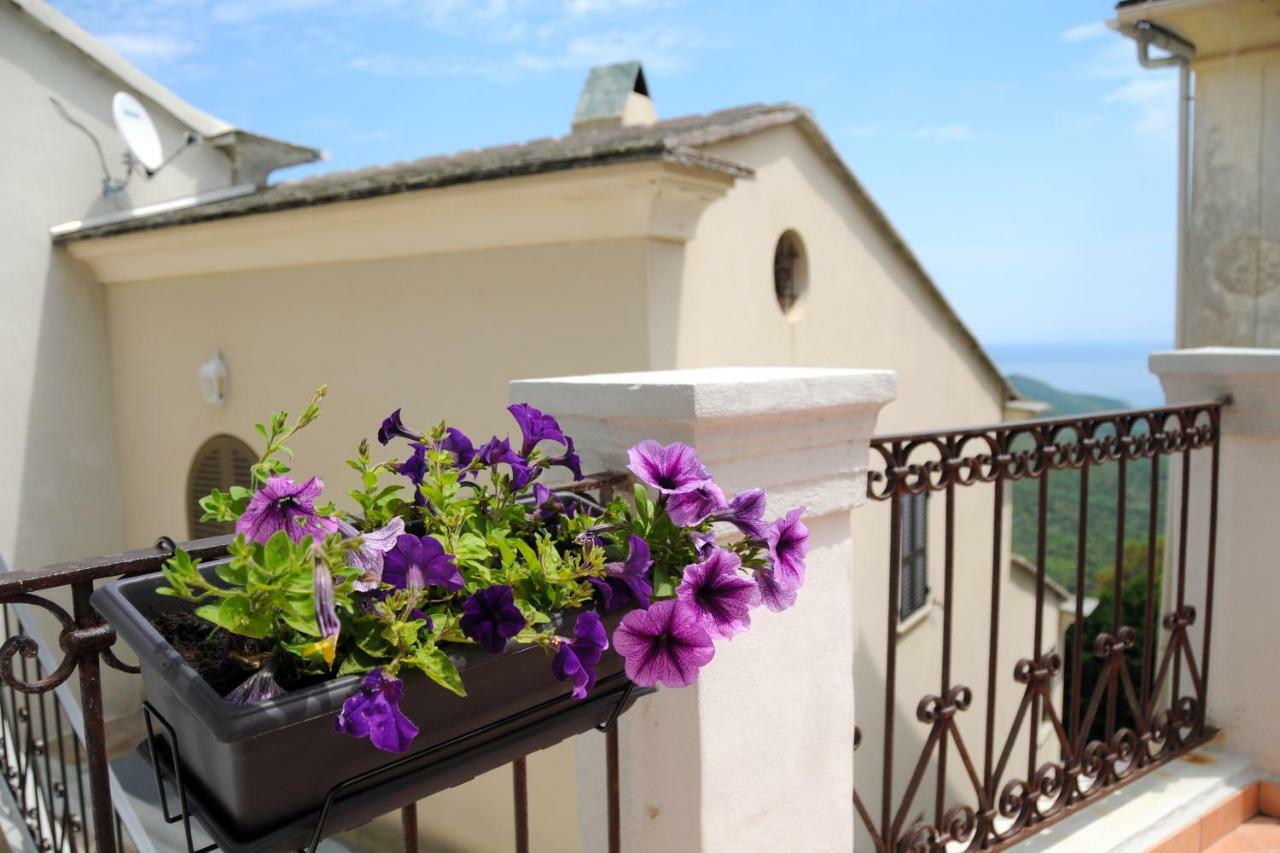 Casale Lucrezia Bed and Breakfast Cagnano Exteriör bild